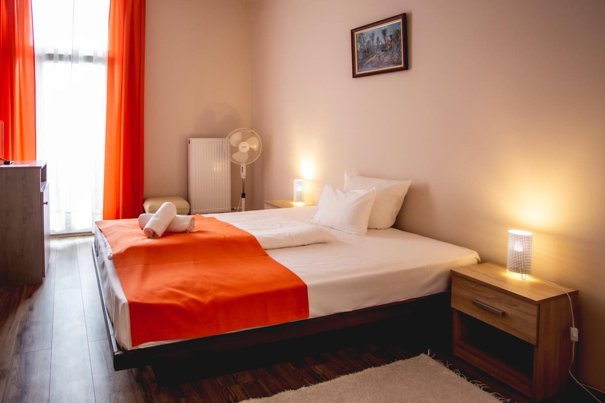 Hotel Kapos Капошвар Екстер'єр фото
