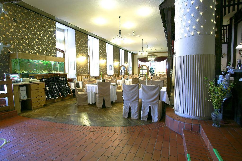 Hotel Kapos Капошвар Екстер'єр фото